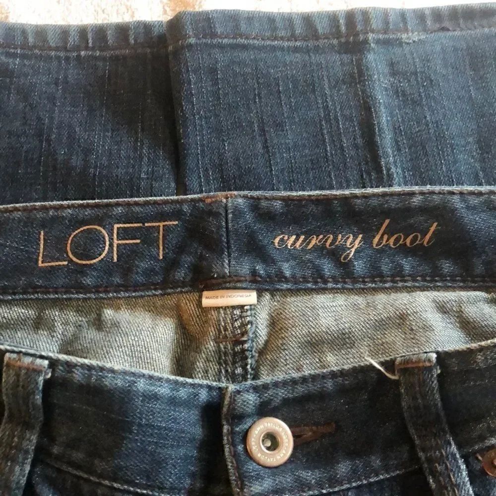 Loft Curvy Bootcut Jeans - Picture 6 of 7